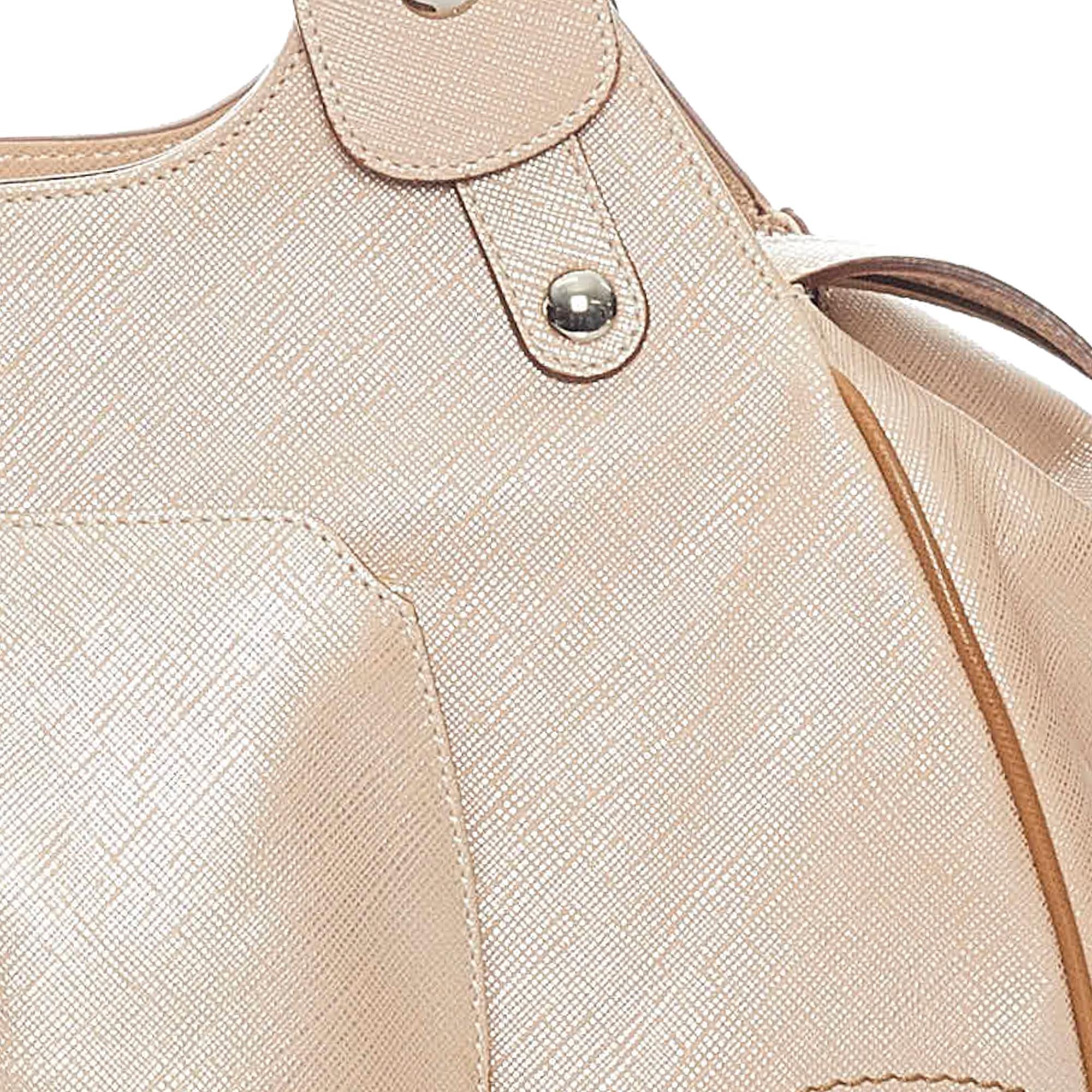 Salvatore Ferragamo Gancini Leather Tote Bag (SHG-32845)