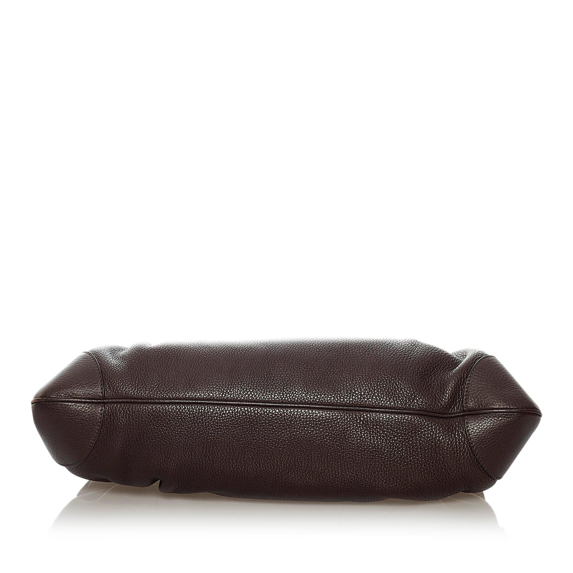 Salvatore Ferragamo Gancini Marisa Leather Shoulder Bag (SHG-28877)