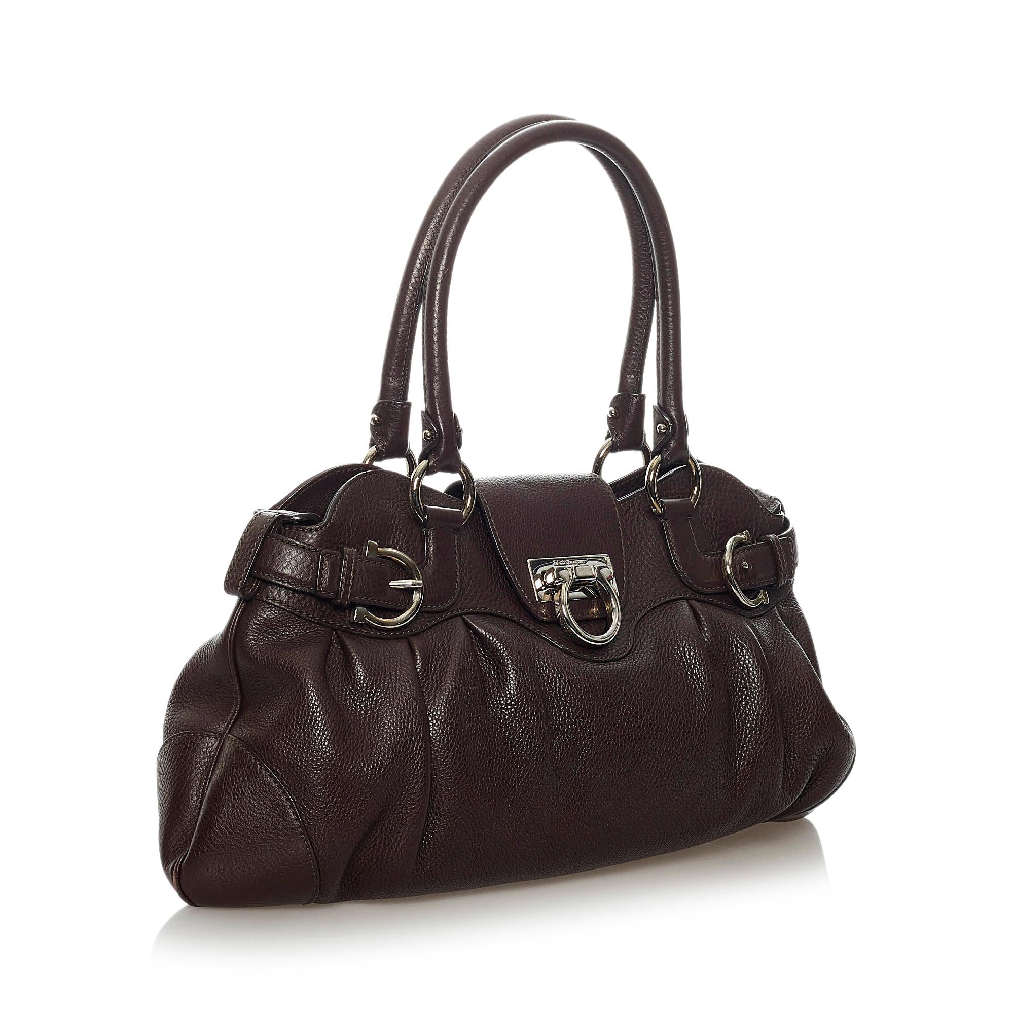 Salvatore Ferragamo Gancini Marisa Leather Shoulder Bag (SHG-28877)