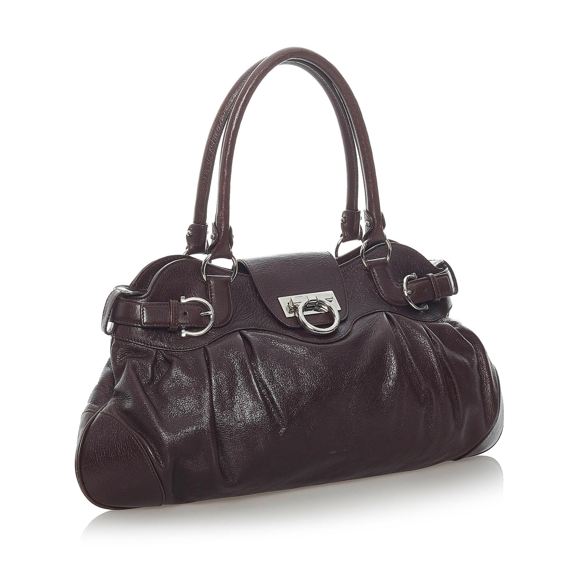 Salvatore Ferragamo Gancini Marisa Leather Shoulder Bag (SHG-32643)