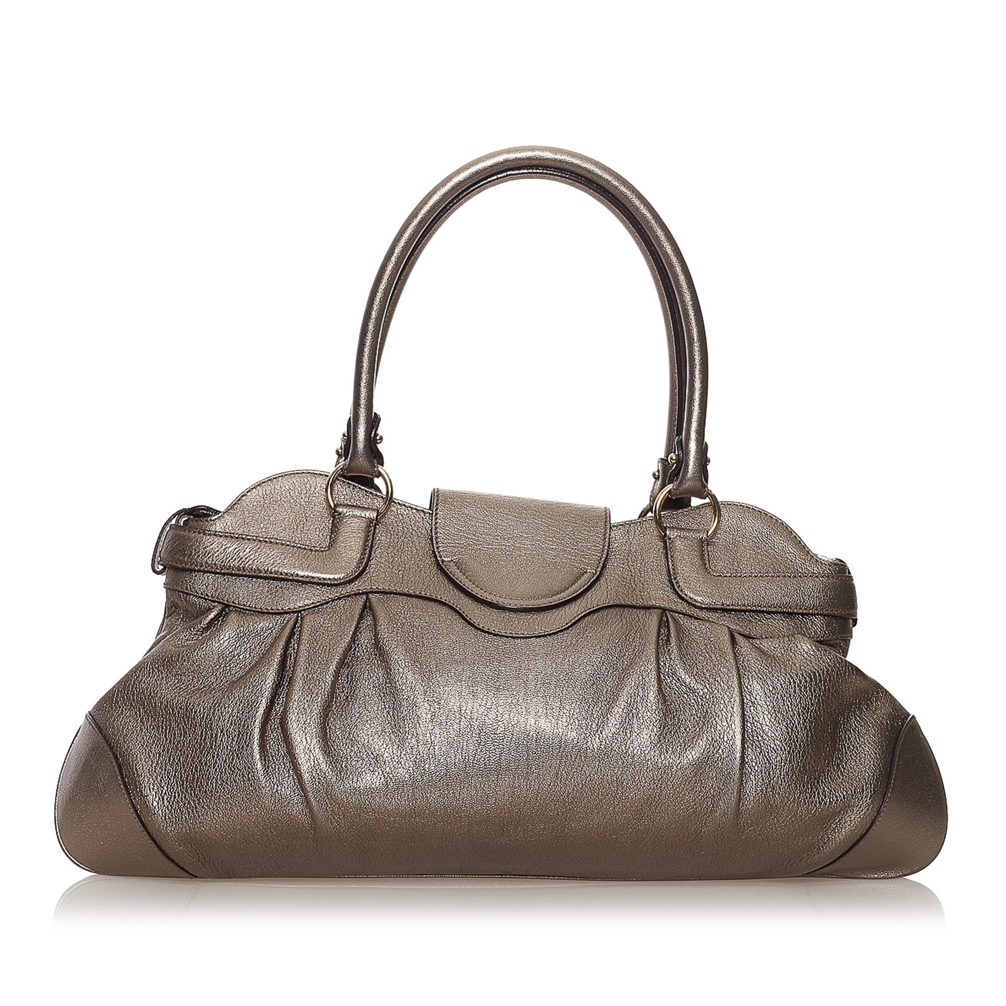 Salvatore Ferragamo Gancini Marisa Leather Shoulder Bag (SHG-33313)