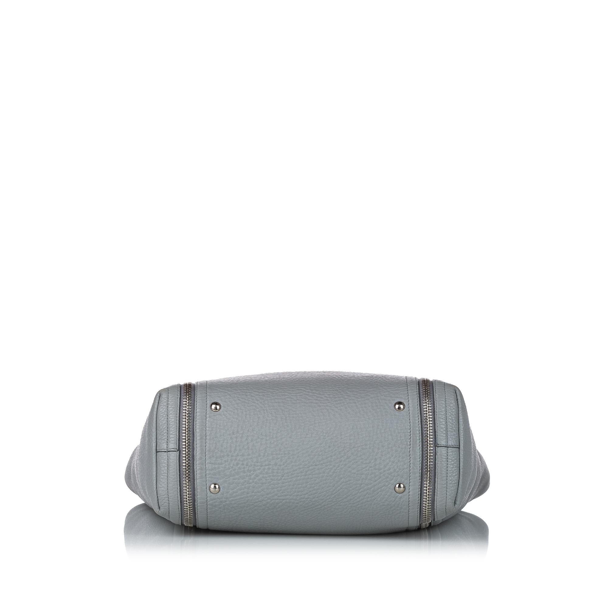 Salvatore Ferragamo Gancini Suzanne Leather Tote Bag (SHG-29287)
