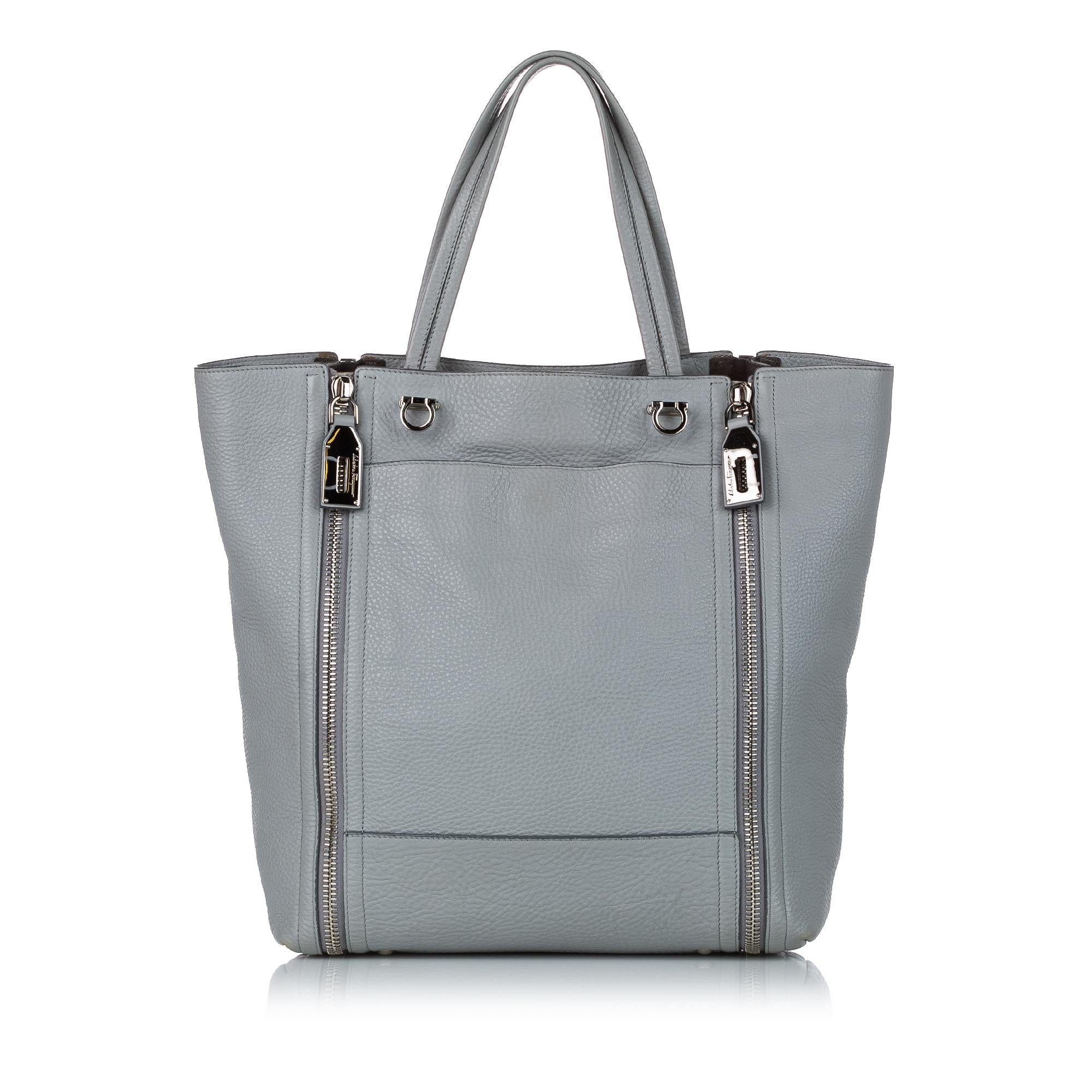 Salvatore Ferragamo Gancini Suzanne Leather Tote Bag (SHG-29287)