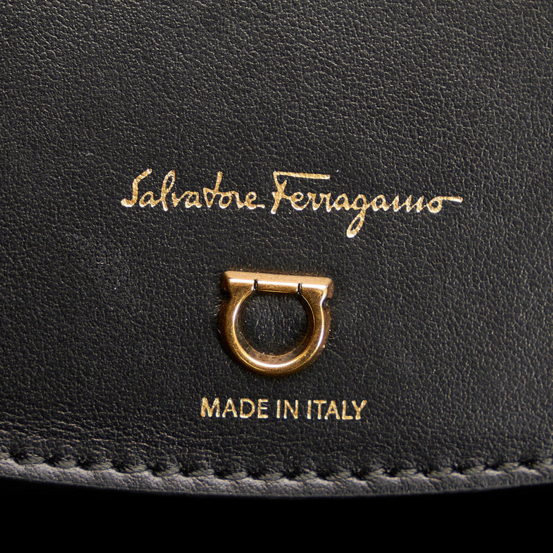 Salvatore Ferragamo Gancini Tote Bag (SHG-31347)