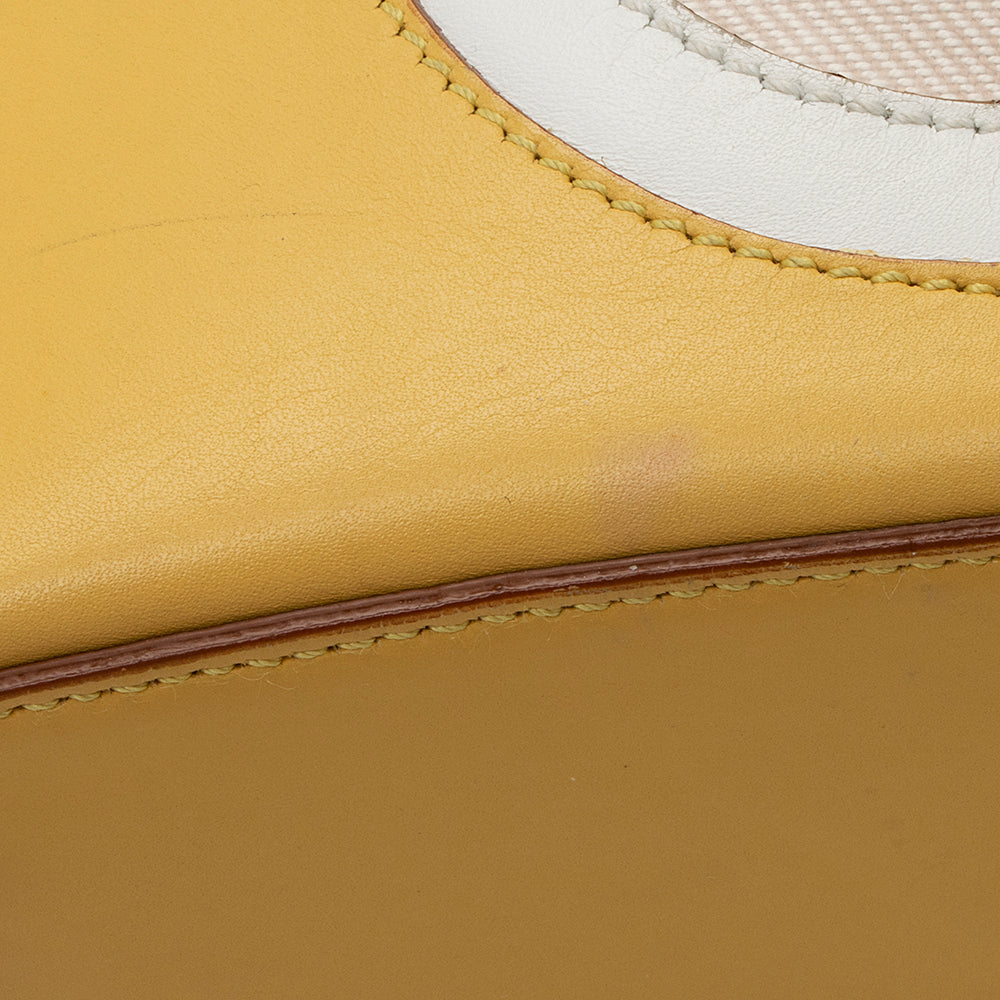 Salvatore Ferragamo Leather Cut Out Bucket Bag (SHF-19467)