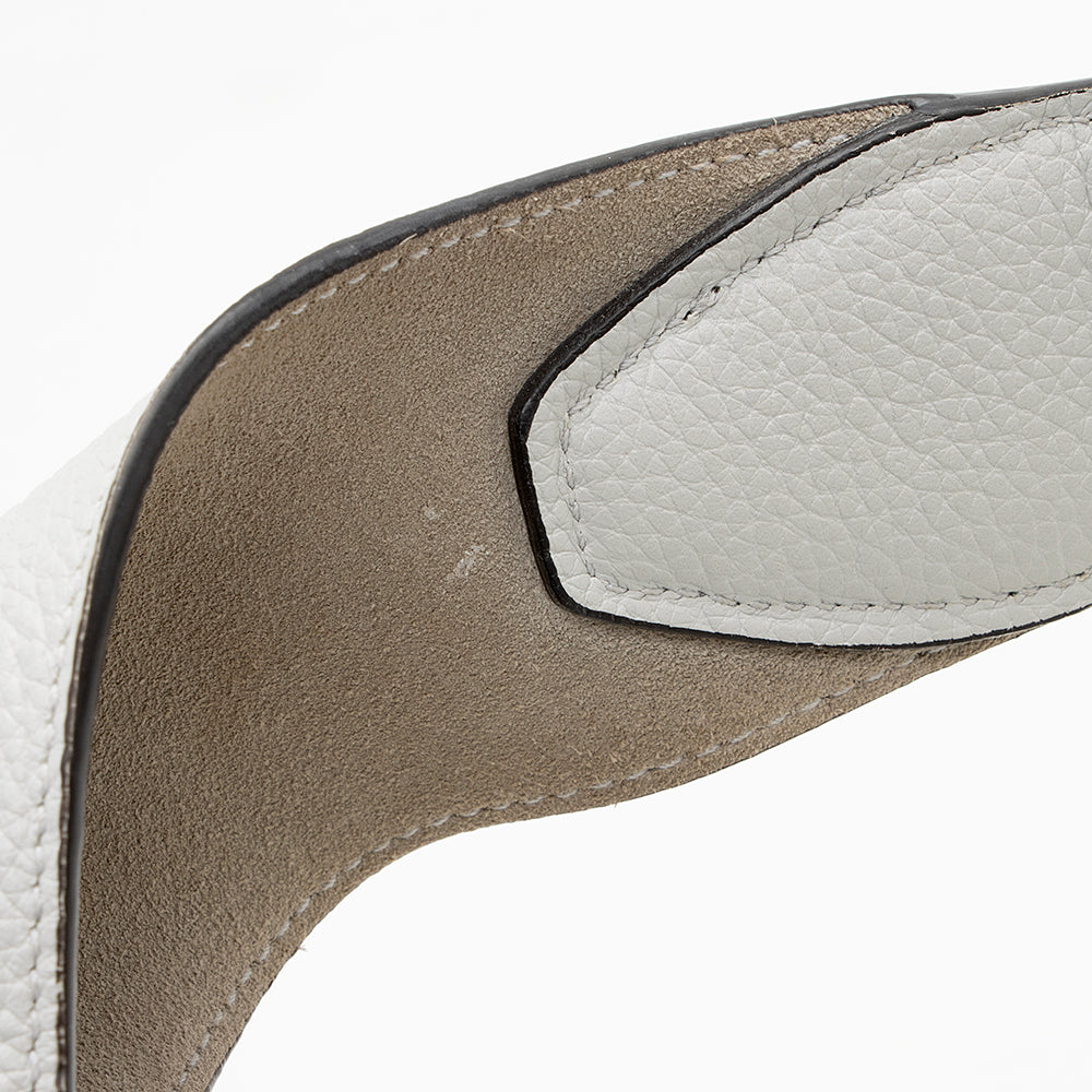 Salvatore Ferragamo Leather Margot Gancio Hobo (SHF-19652)