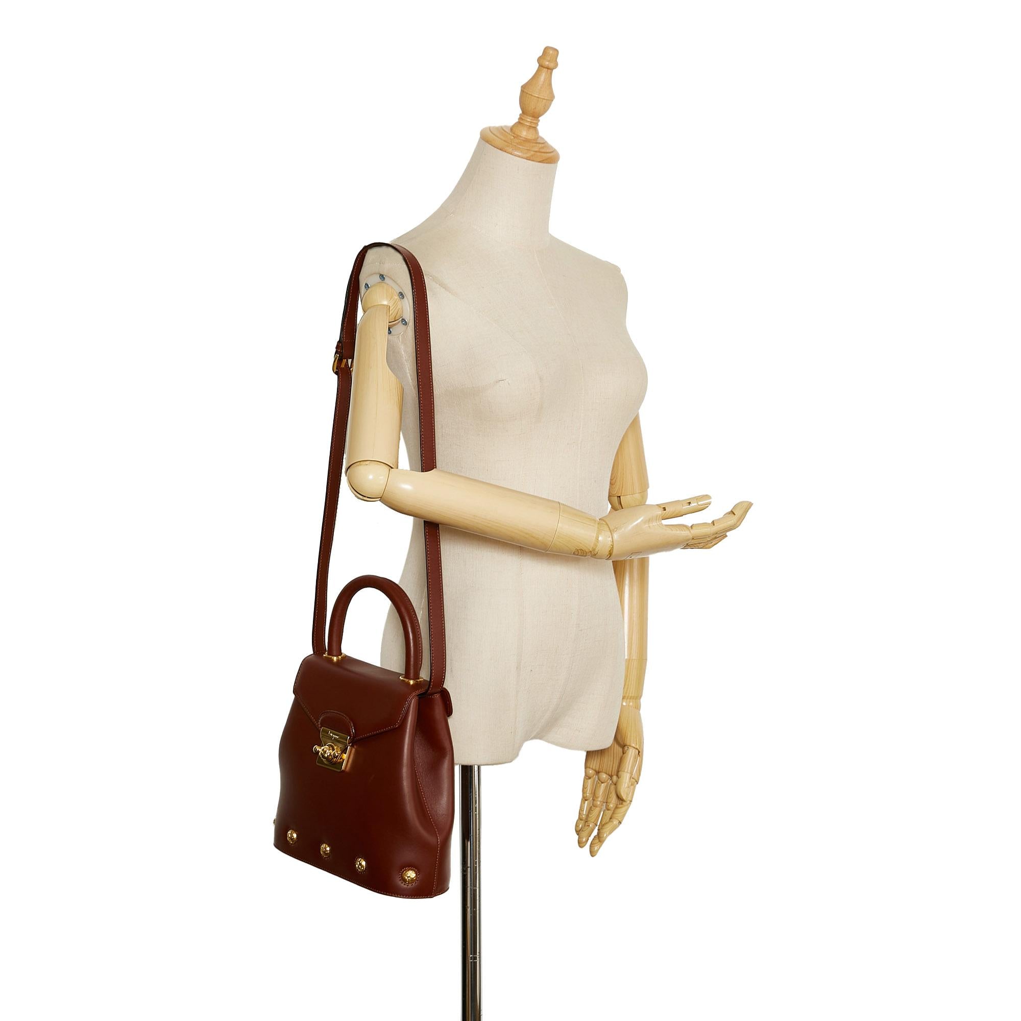 Salvatore Ferragamo Leather Satchel (SHG-OXoIGy)