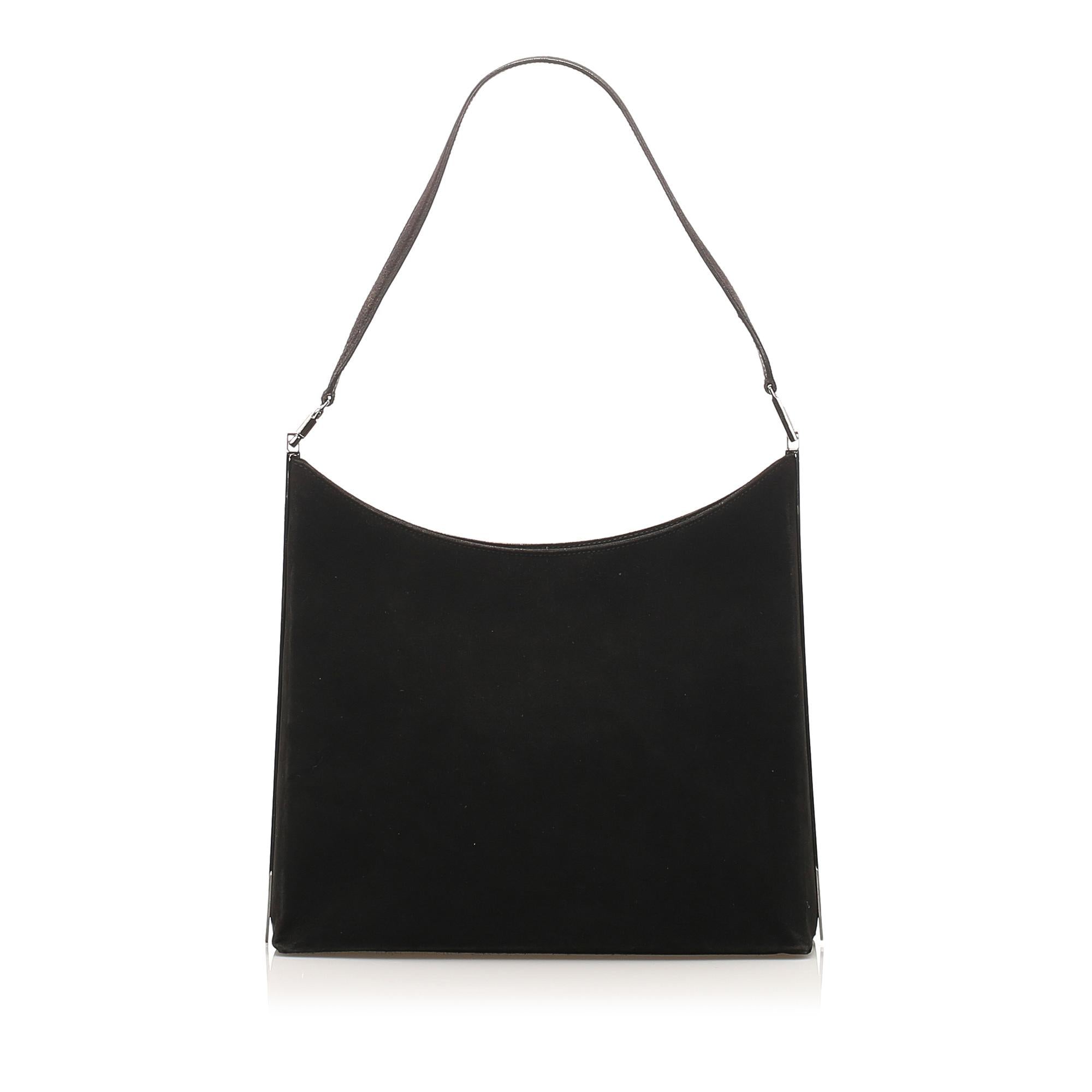 Salvatore Ferragamo Leather Shoulder Bag (SHG-31533)