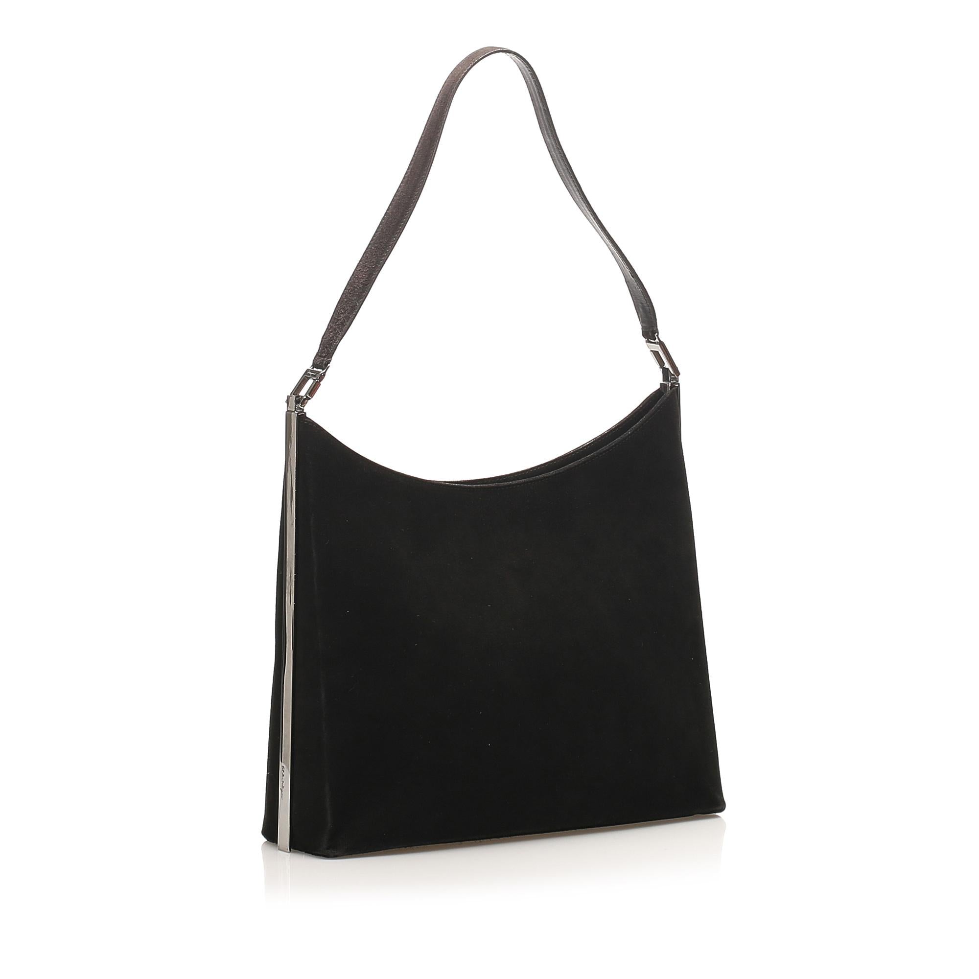 Salvatore Ferragamo Leather Shoulder Bag (SHG-31533)