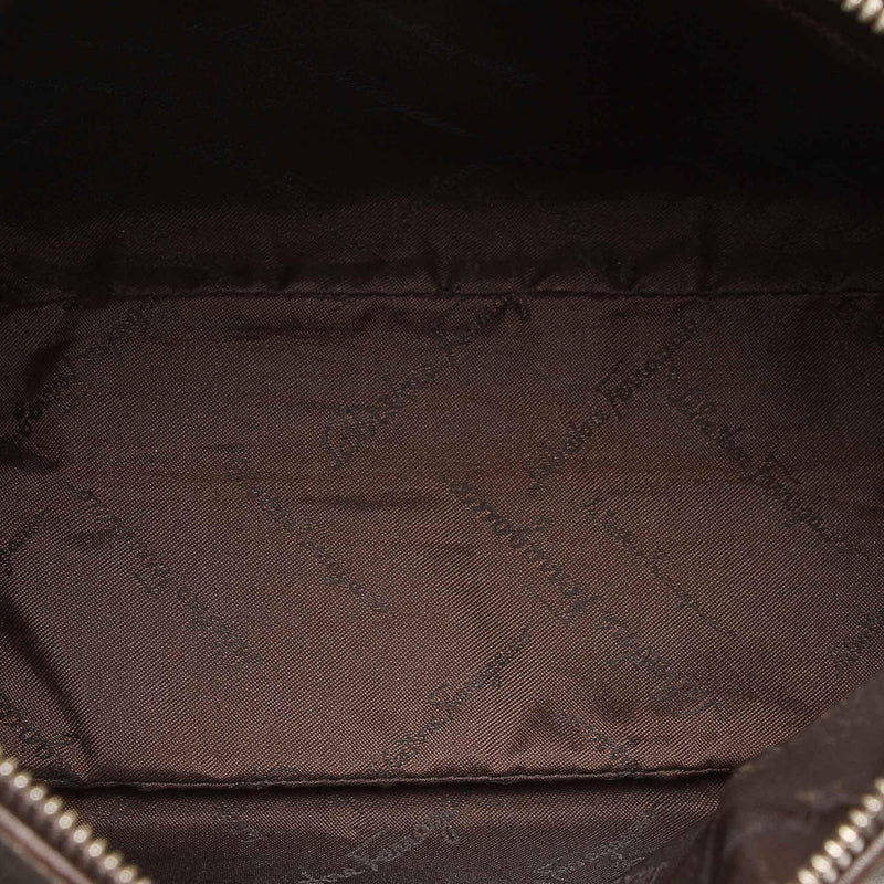 Salvatore Ferragamo Leather Shoulder Bag (SHG-31535)