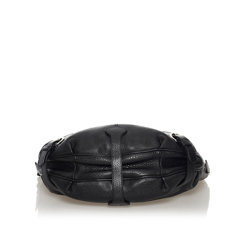 Salvatore Ferragamo Leather Shoulder Bag (SHG-33552)