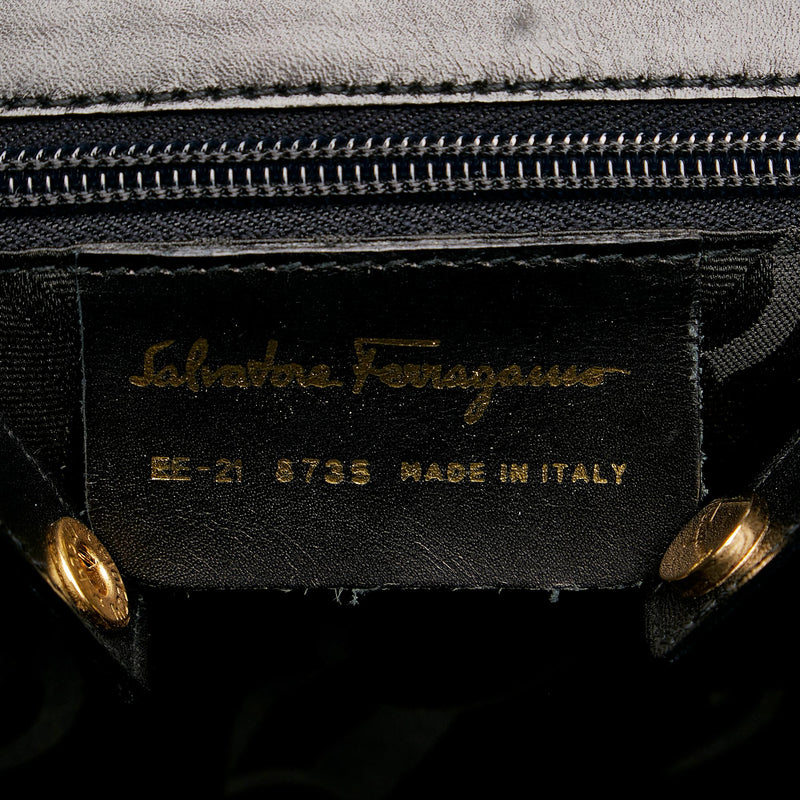 Salvatore Ferragamo Leather Shoulder Bag (SHG-34919)