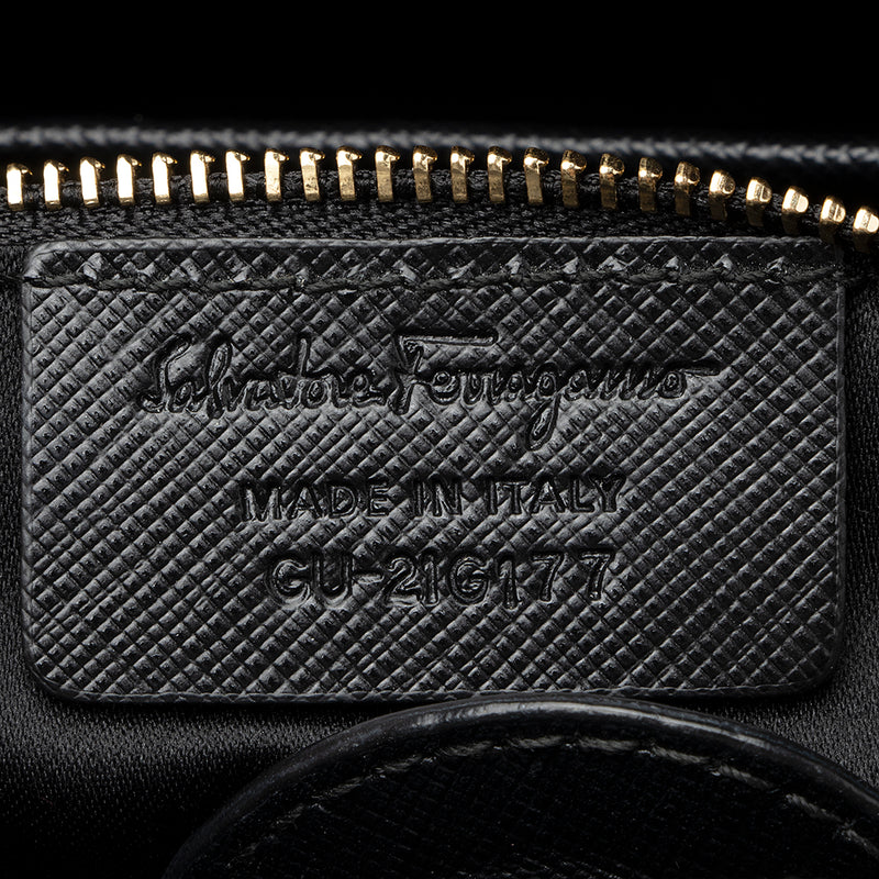 Salvatore Ferragamo Leather Vera Chain Tote (SHF-21123)