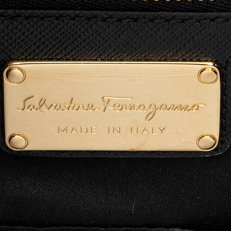 Salvatore Ferragamo Leather Vera Chain Tote (SHF-21123)