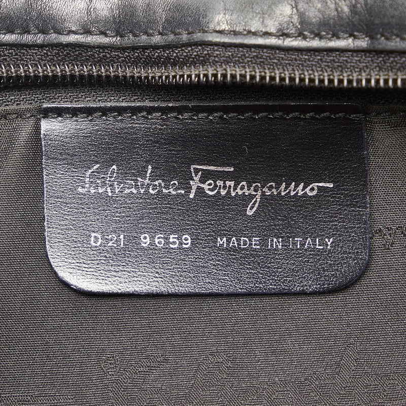 Salvatore Ferragamo Nylon Chain Shoulder Bag (SHG-31217)