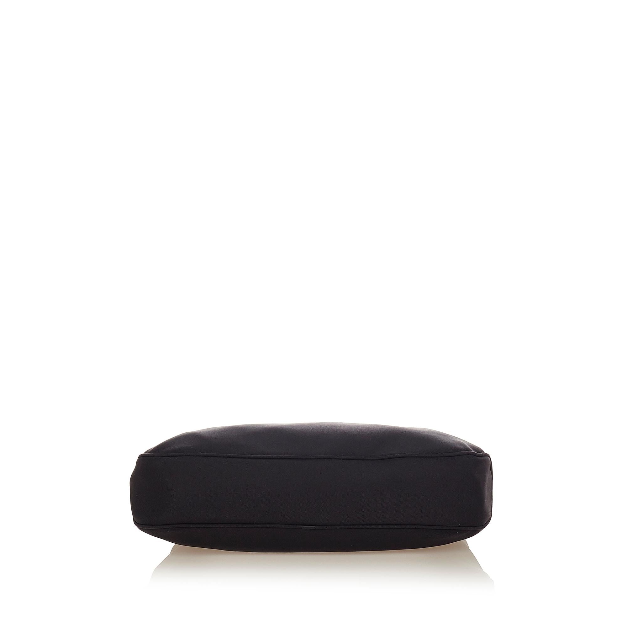 Salvatore Ferragamo Nylon Shoulder Bag (SHG-25387)