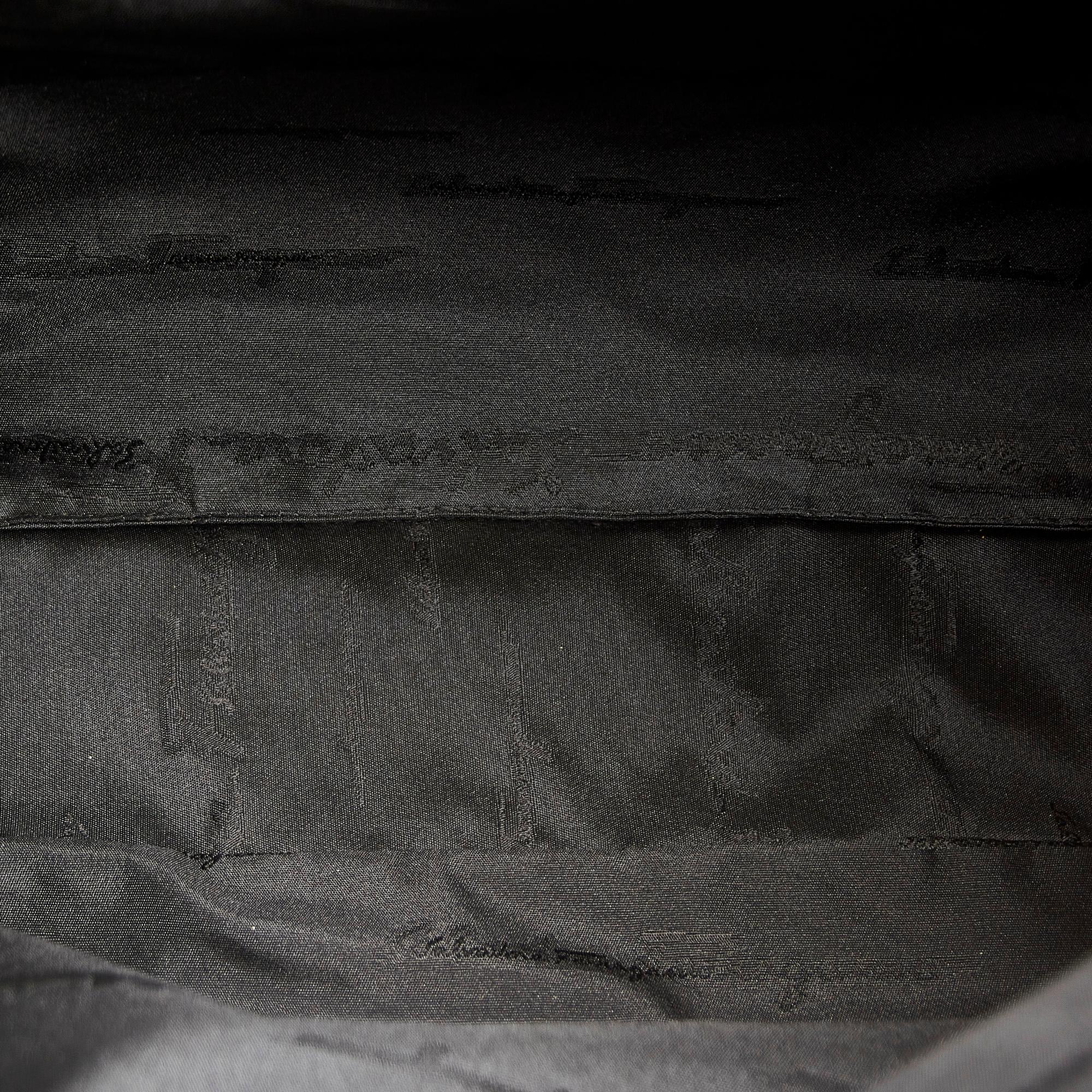 Salvatore Ferragamo Nylon Shoulder Bag (SHG-25387)