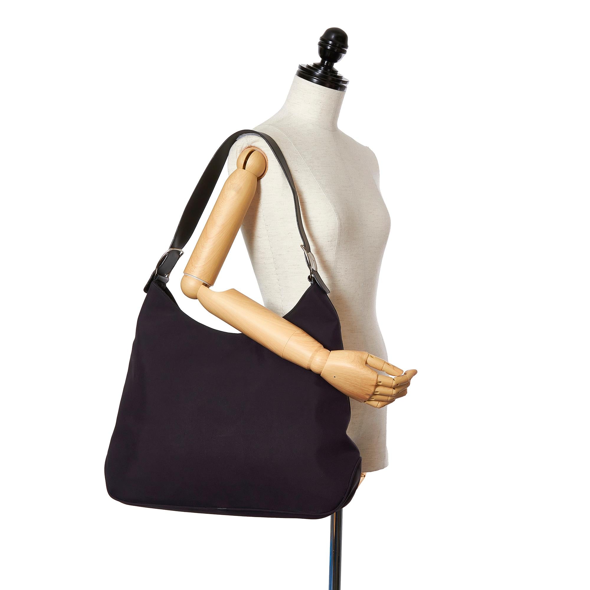 Salvatore Ferragamo Nylon Shoulder Bag (SHG-25387)