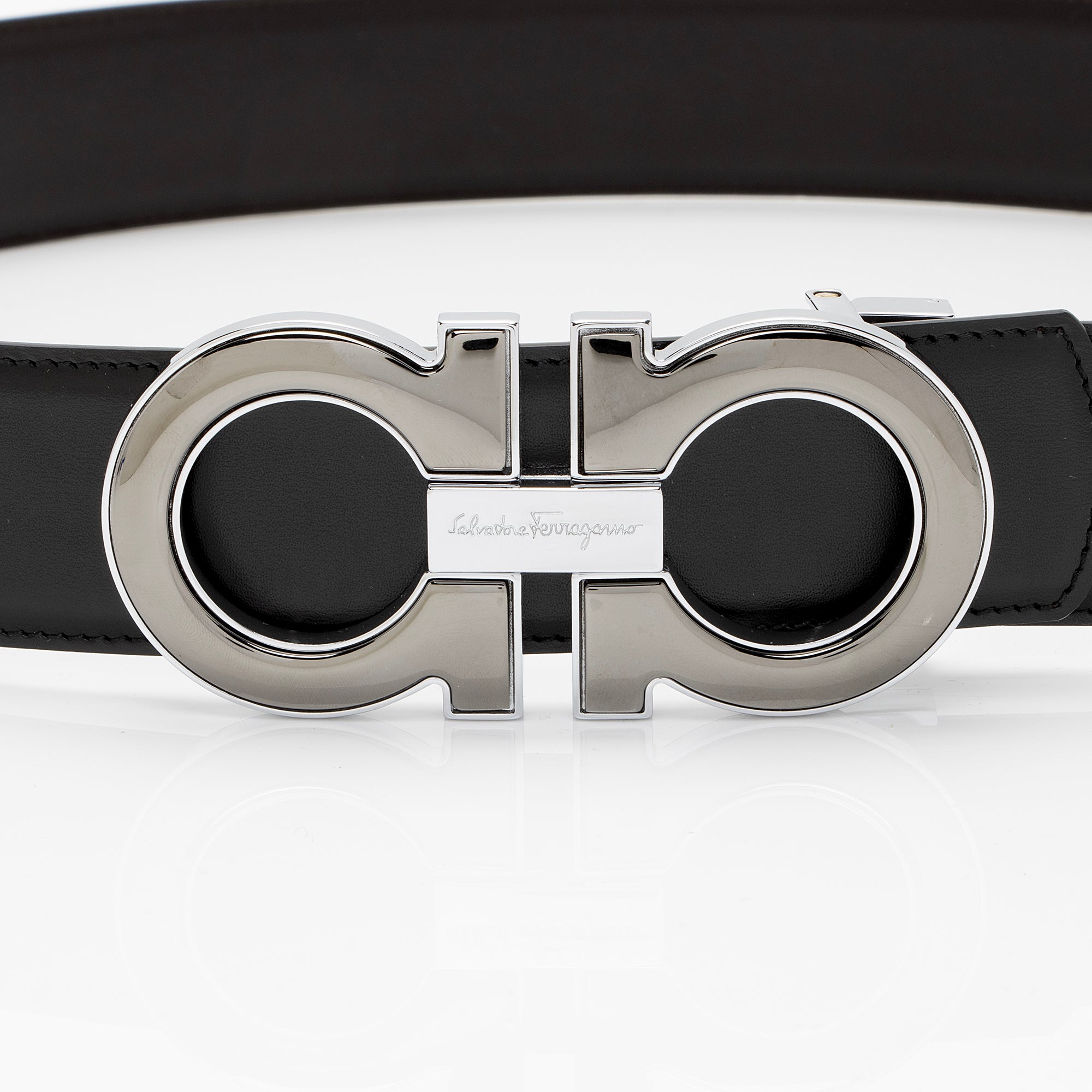 Salvatore Ferragamo Reversible Leather Gancini Belt - Size 34 / 85 (SHF-004QoI)