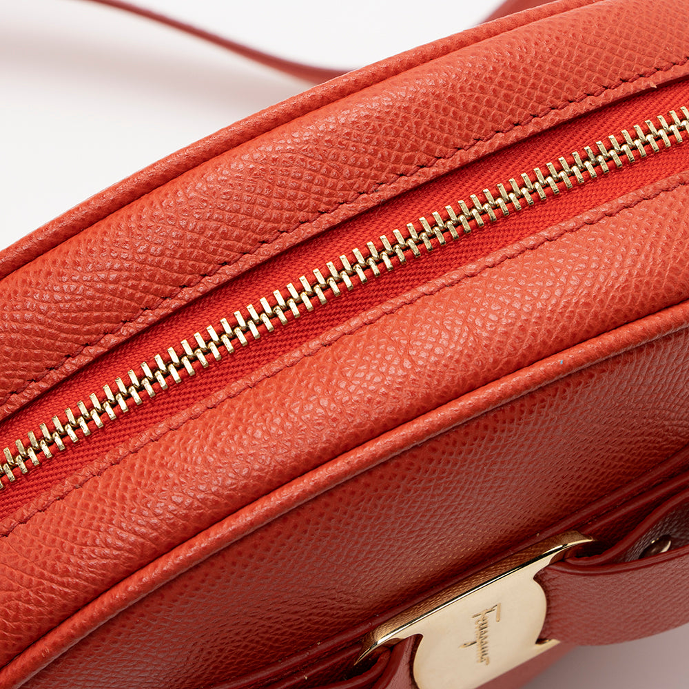 Salvatore Ferragamo Saffiano Leather Round Vara Crossbody Bag (SHF-16302)