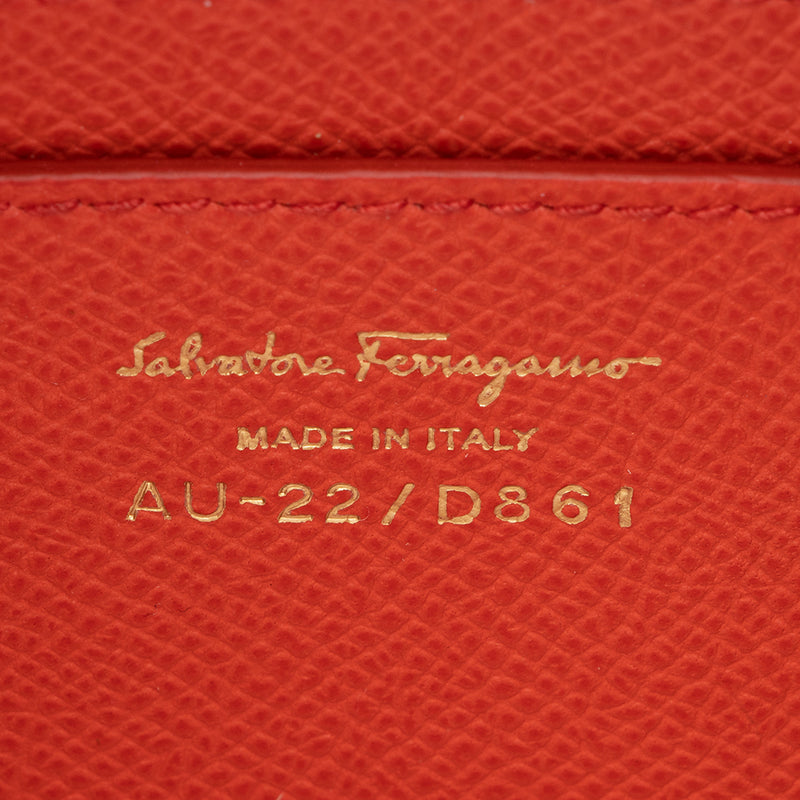 Salvatore Ferragamo Saffiano Leather Round Vara Crossbody Bag (SHF-16302)
