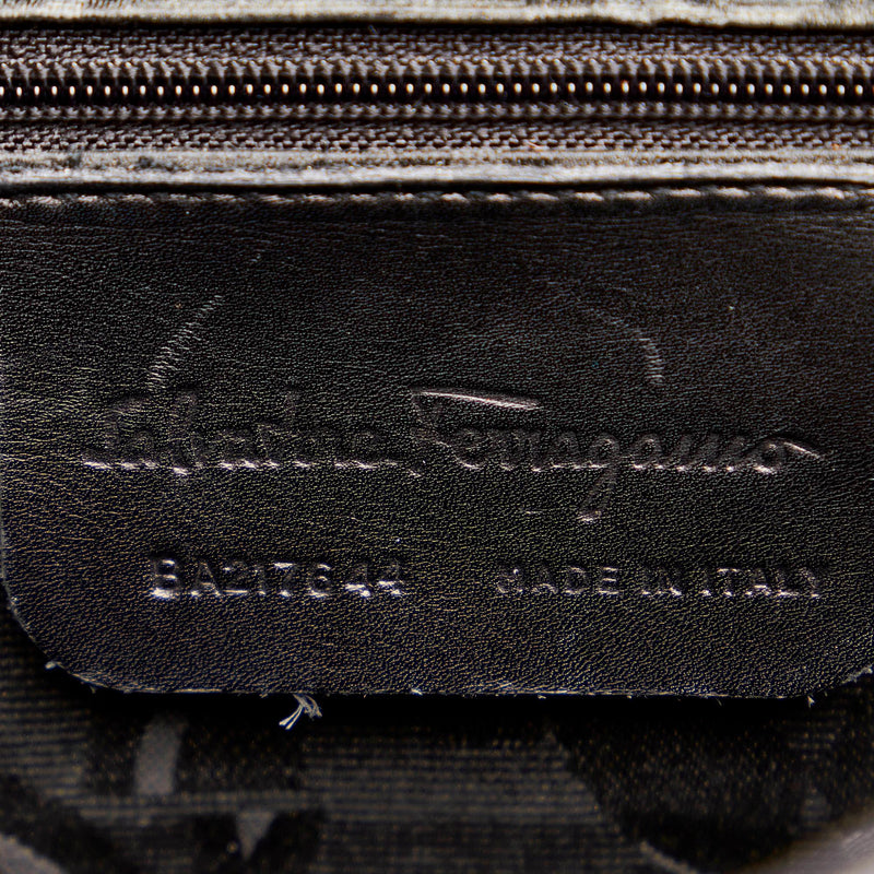 Salvatore Ferragamo Vara Leather Shoulder Bag (SHG-31778)