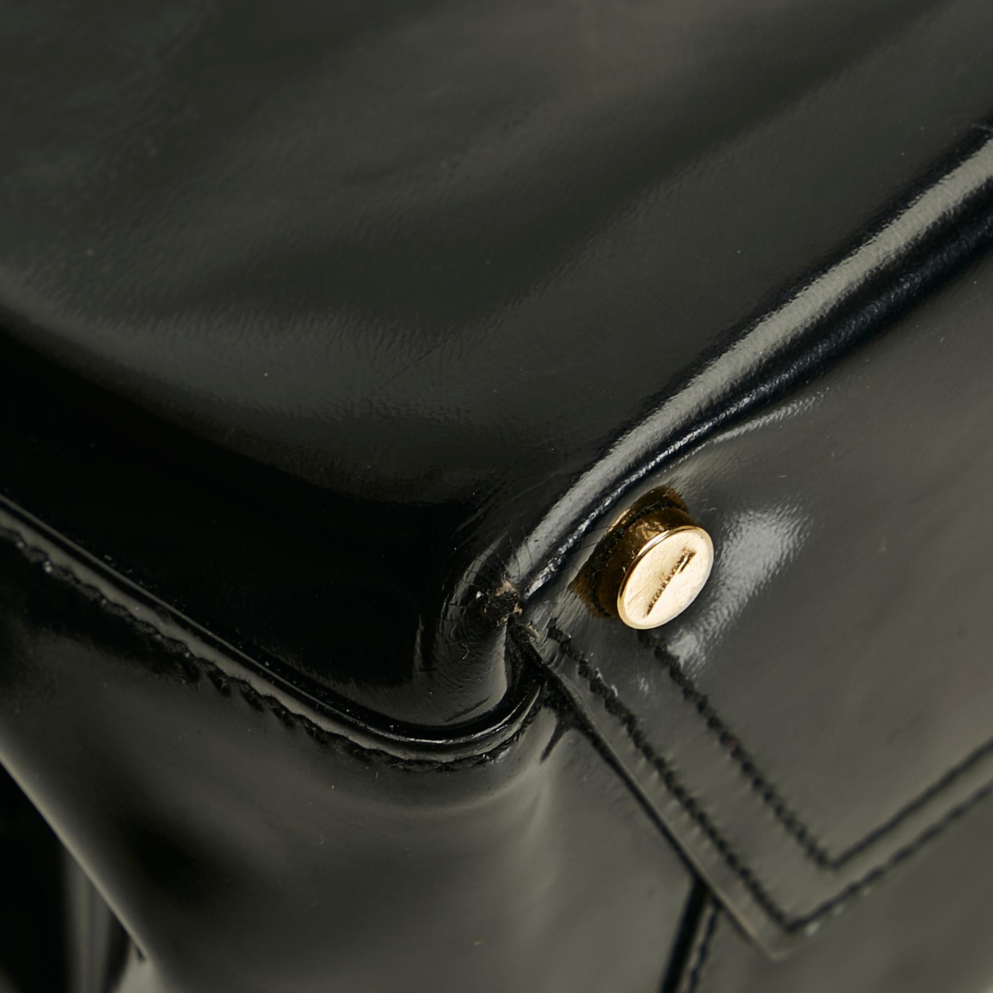 Salvatore Ferragamo Vara Satchel (SHG-35264)