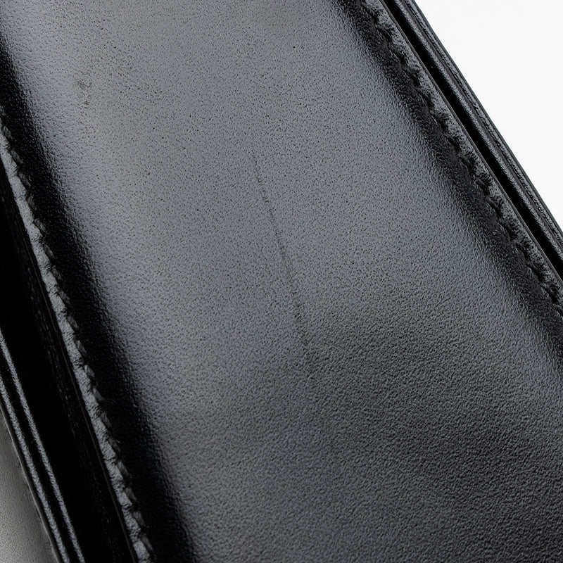 Salvatore Ferragamo Vintage Smooth Leather Shoulder Bag (SHF-21563)