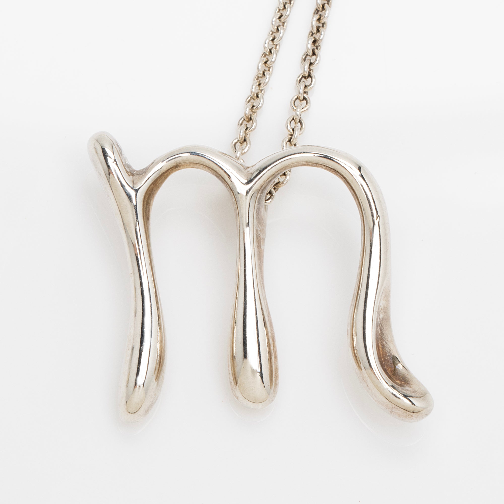 Tiffany & Co. Elsa Peretti Sterling Silver Alphabet Letter M Pendant Necklace (SHF-23079)