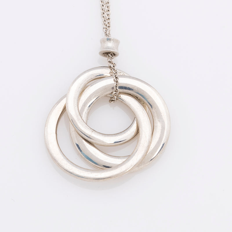 Tiffany & Co. Sterling Silver Interlocking Circles Pendant Necklace (SHF-18872)