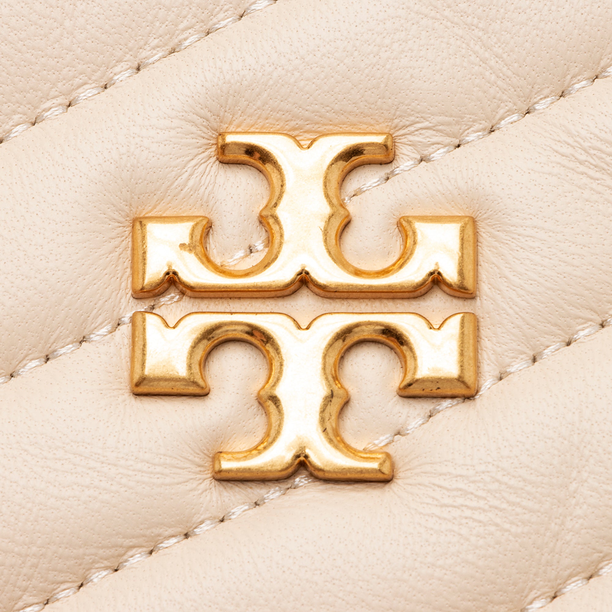 Tory Burch KIRA CIRCLE ショルダーバッグ　ベージュ Tory Burch Chevron Leather Kira Circle Crossbody | Tory Burch