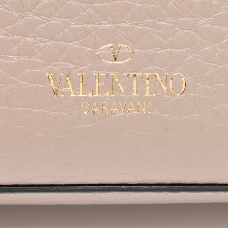 Valentino Grainy Calfskin Rockstud Flap Small Crossbody Bag (SHF-23894)