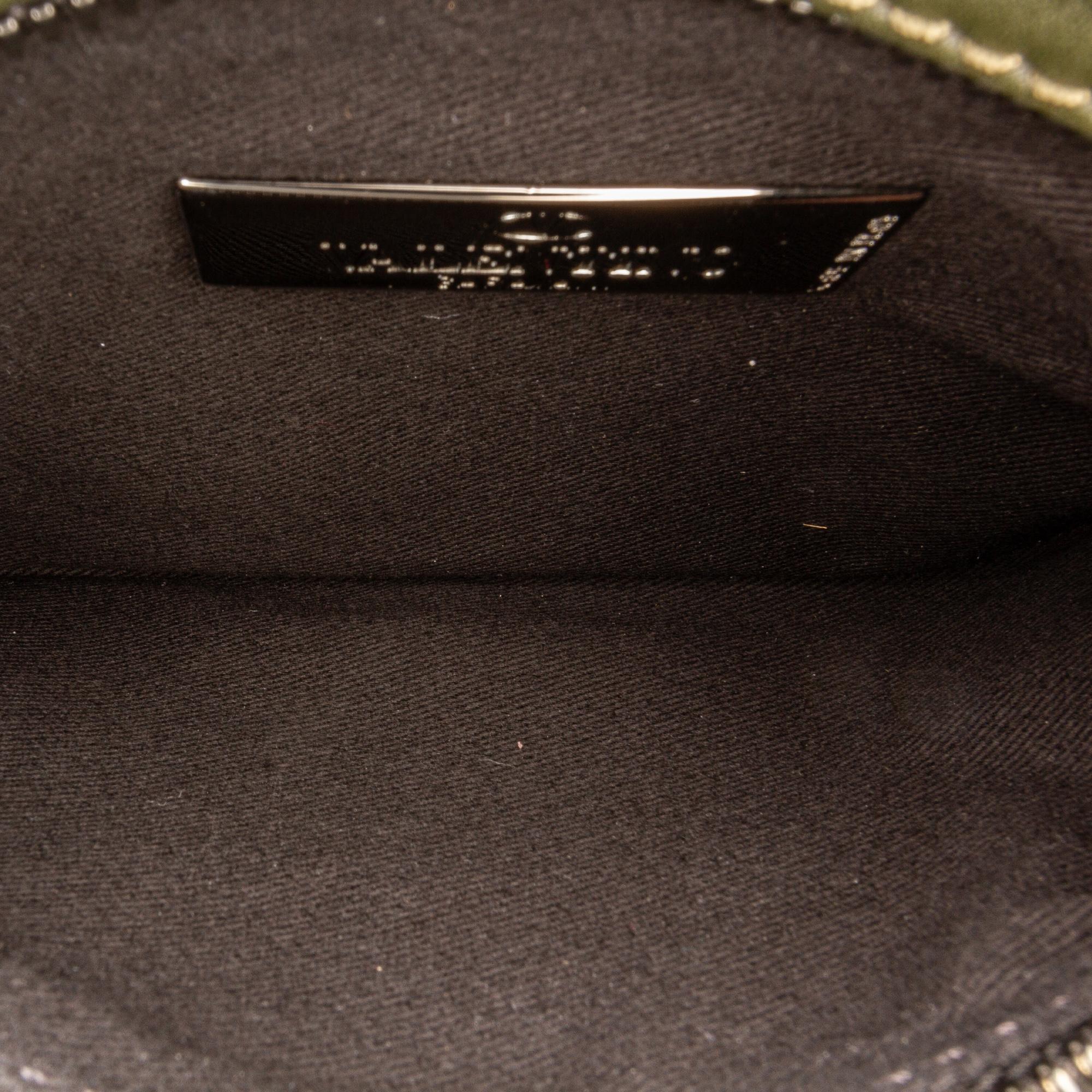 Valentino Rockstud Leather Clutch Bag (SHG-37380)