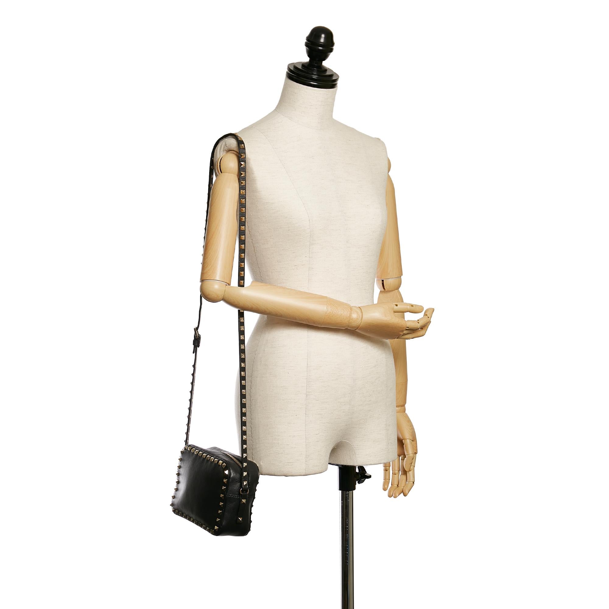 Valentino Rockstud Leather Crossbody Bag (SHG-33912)