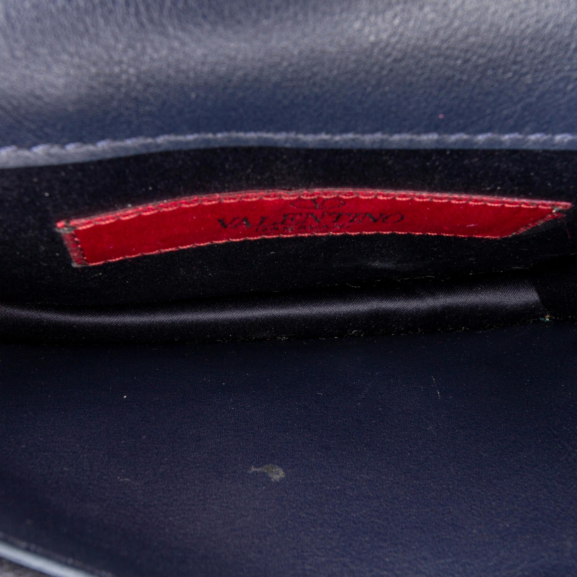 Valentino Rockstud Leather Wallet on Chain (SHG-33740)