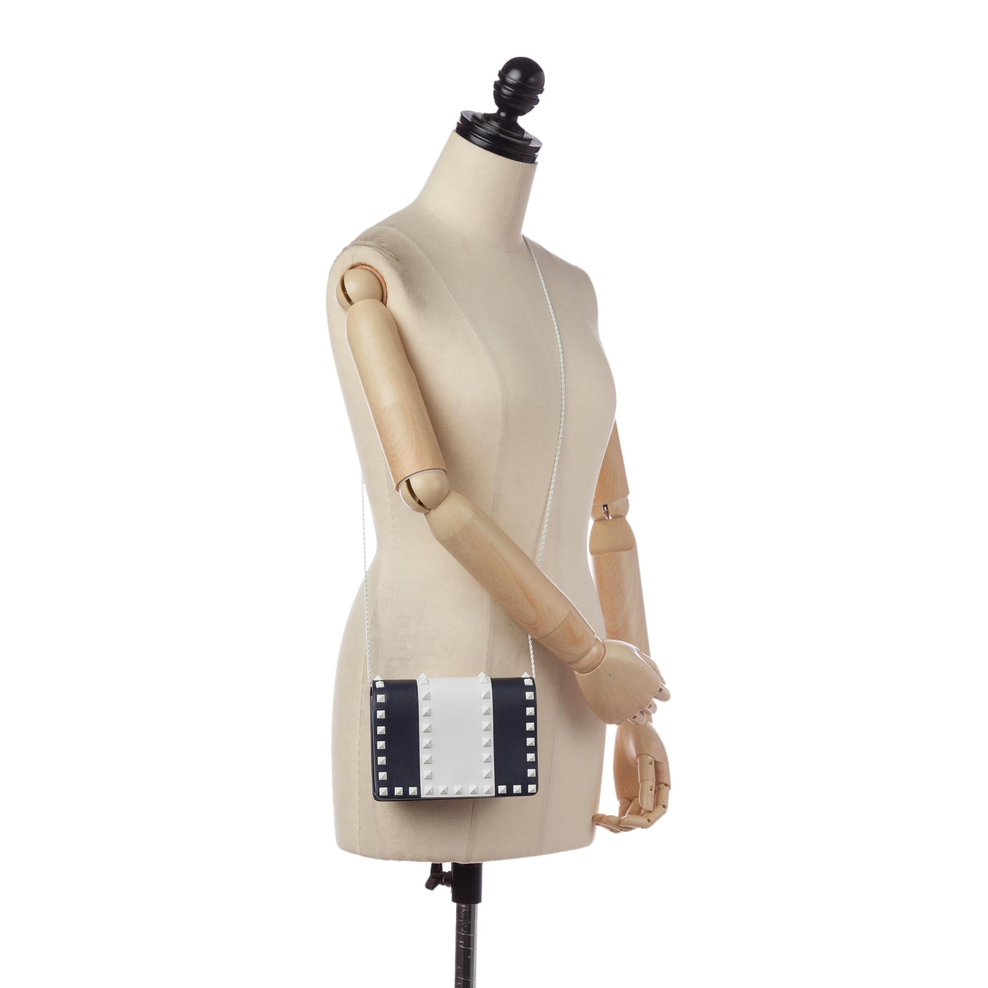 Valentino Rockstud Leather Wallet on Chain (SHG-33740)