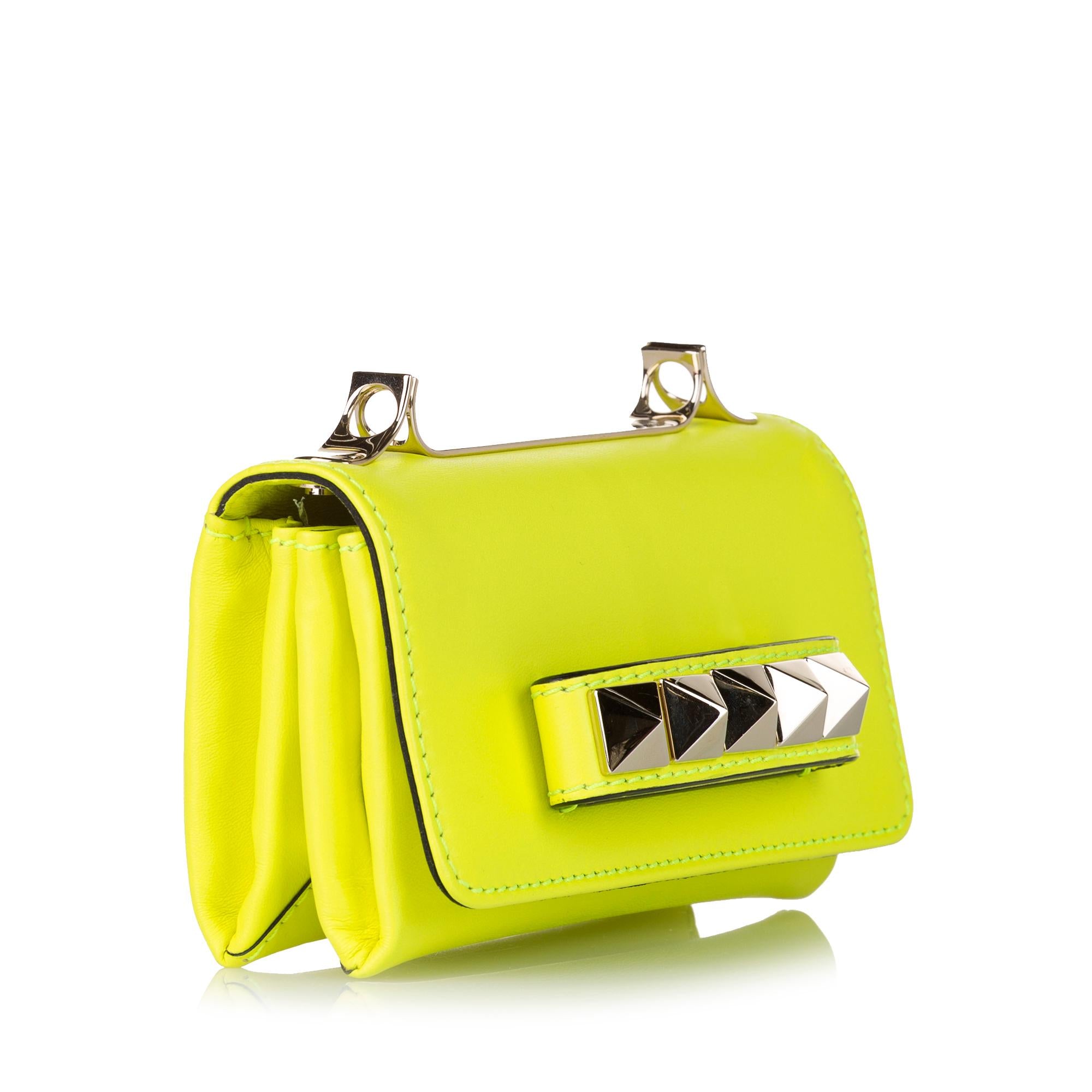 Valentino Rockstud Va Va Voom Leather Crossbody Bag (SHG-32246)
