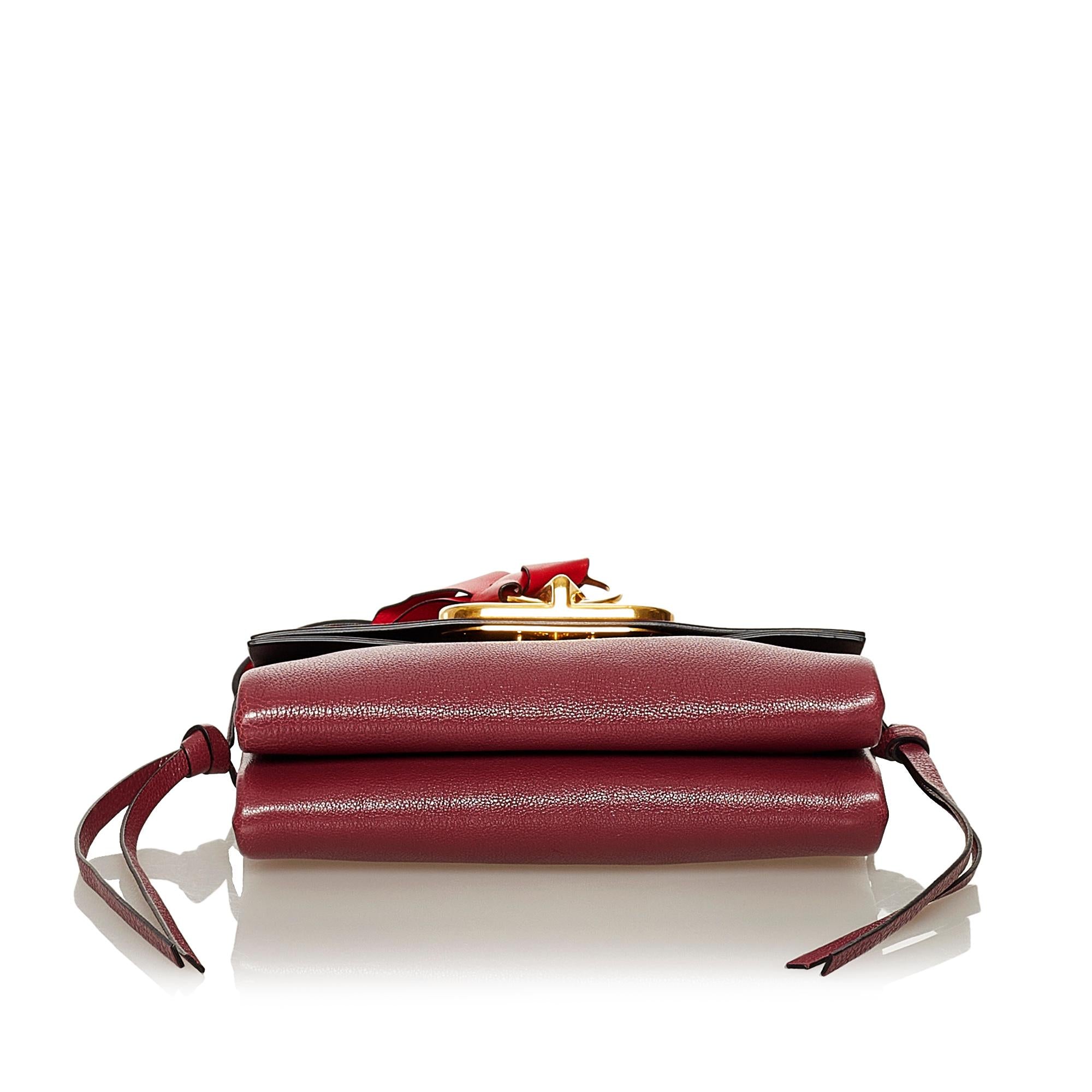 Valentino V-Ring Flap Crossbody (SHG-37345)