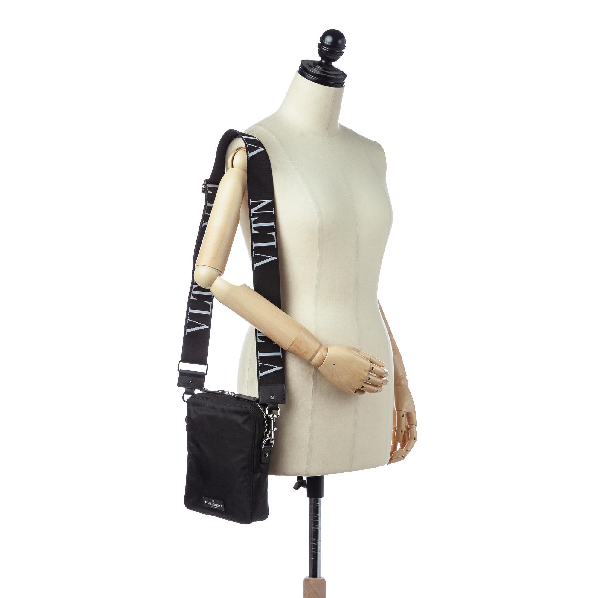 Valentino VLTN Rockstud Crossbody Bag (SHG-28705)