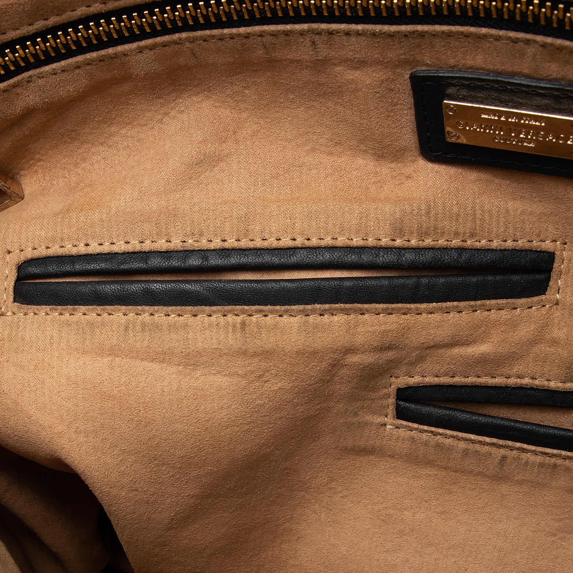 Versace Calfskin La Medusa Convertible Messenger Tote (SHF-XAvM3m)